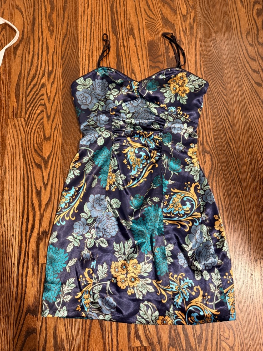Guess vintage Stretch Floral Satin Mini dress in Teal & Navy 5